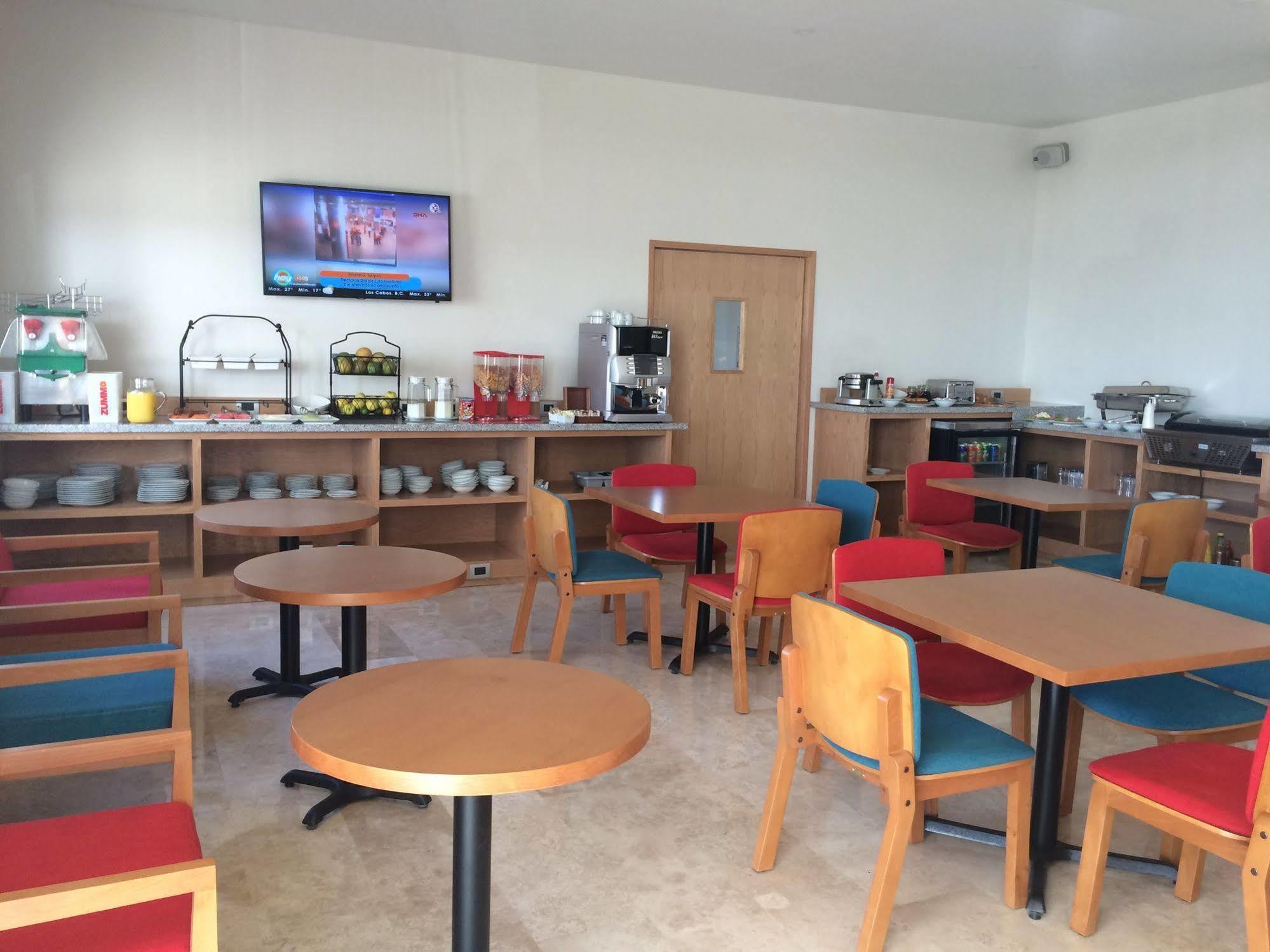 Hit Hoteles Aeropuerto Puebla Уэхоцинго Экстерьер фото